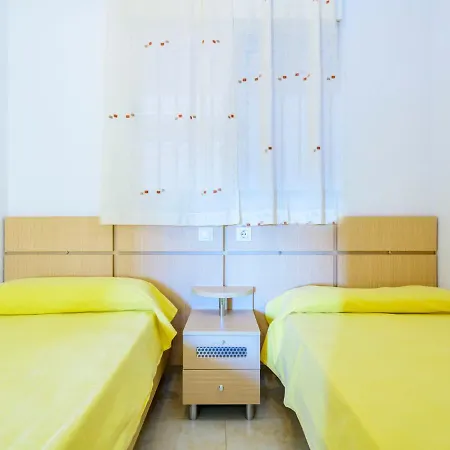 Jardin By Interhome Apartamento